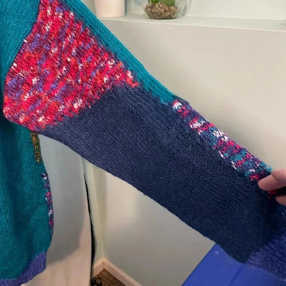 Vintage Mohair Sweater Size‎ large Hand Loomed Embroidered Abstract Design B12 - Picture 8 of 11